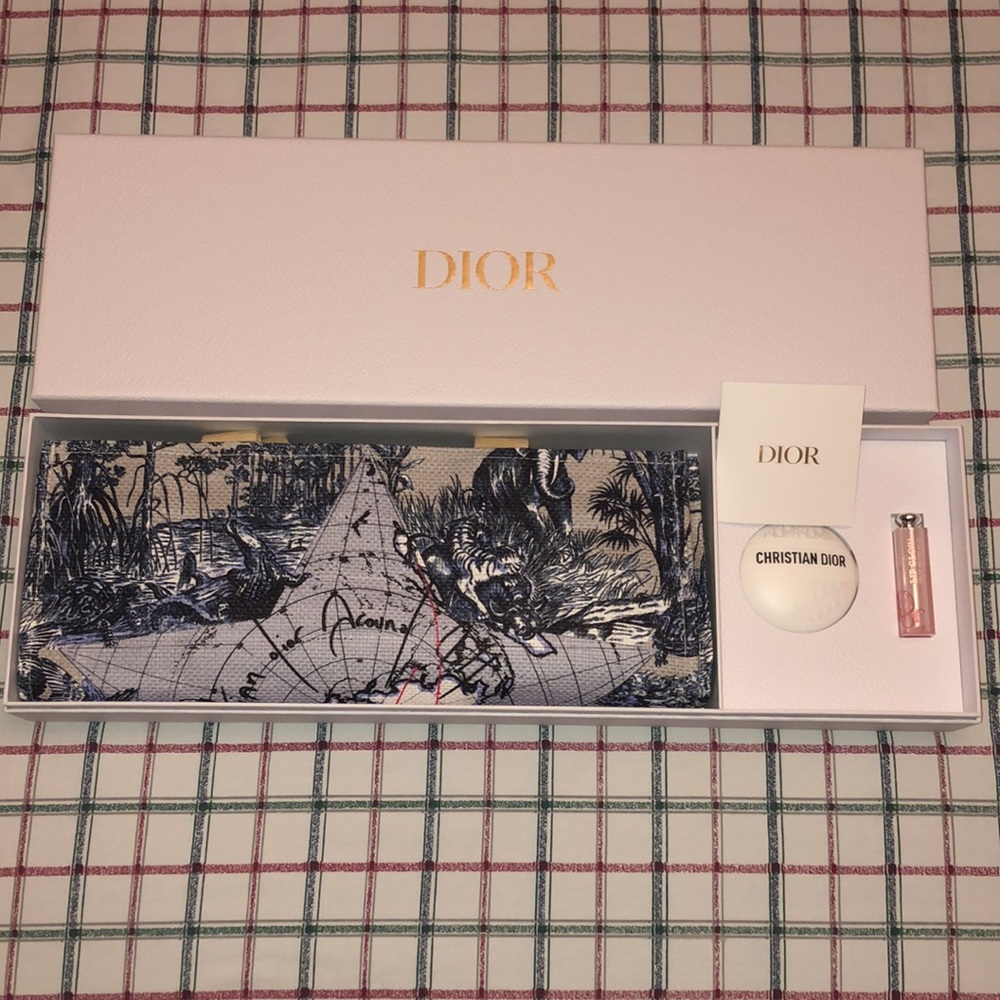 Dior around the world tote gift set